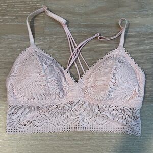 Auden Lace Bralette in Soft Pink